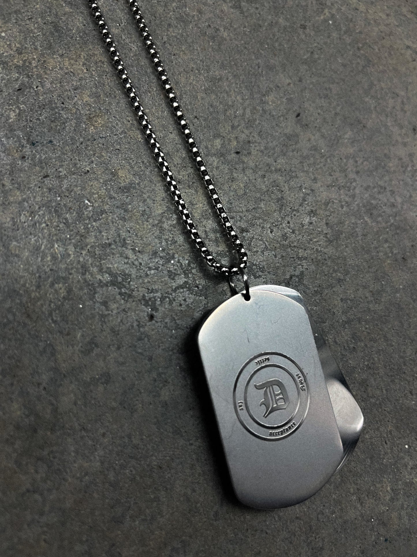 Dog tag